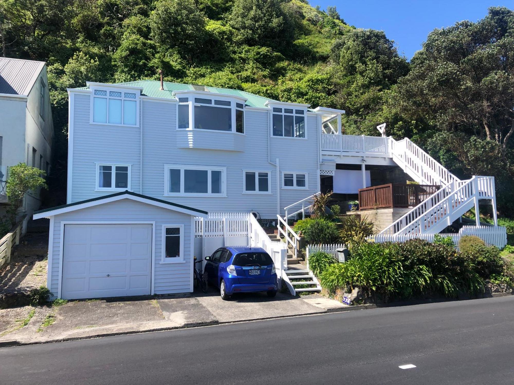 Ferienwohnung Seafront Haven In Island Bay With Deck, Outdoor Bath, And Parking Wellington Exterior foto